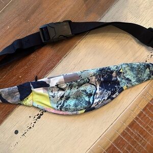 ✨ Victoria’s Secret Sport | fanny pack